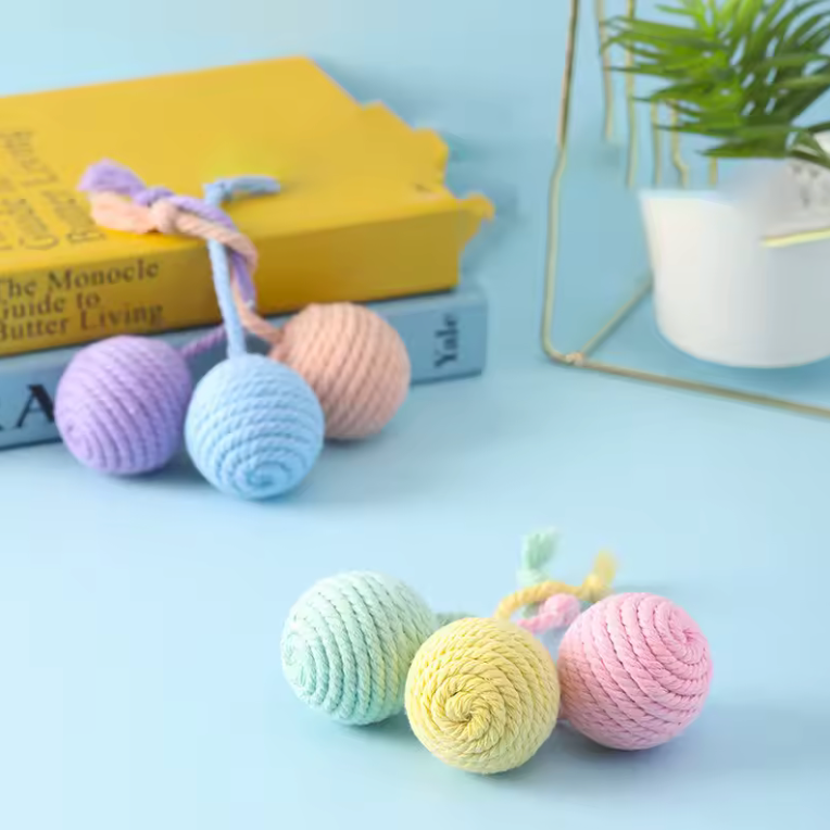 Handgefertigter Katzenball - Mein Shop