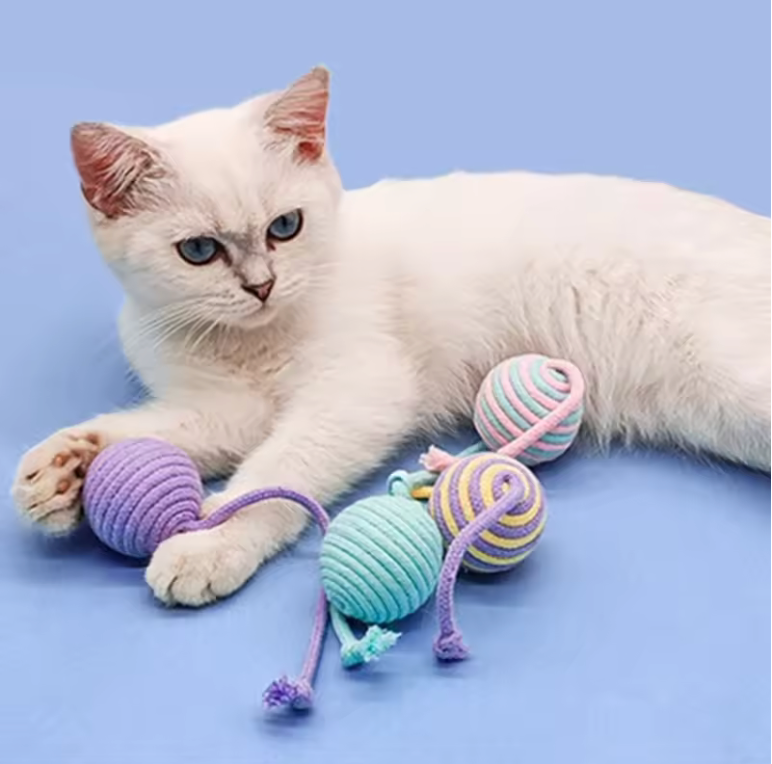 Handgefertigter Katzenball - Mein Shop